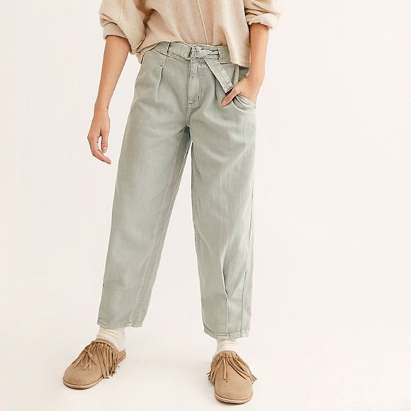 Free People Denim - FREE PEOPLE Paloma High-Rise Slouchy Jeans Mint